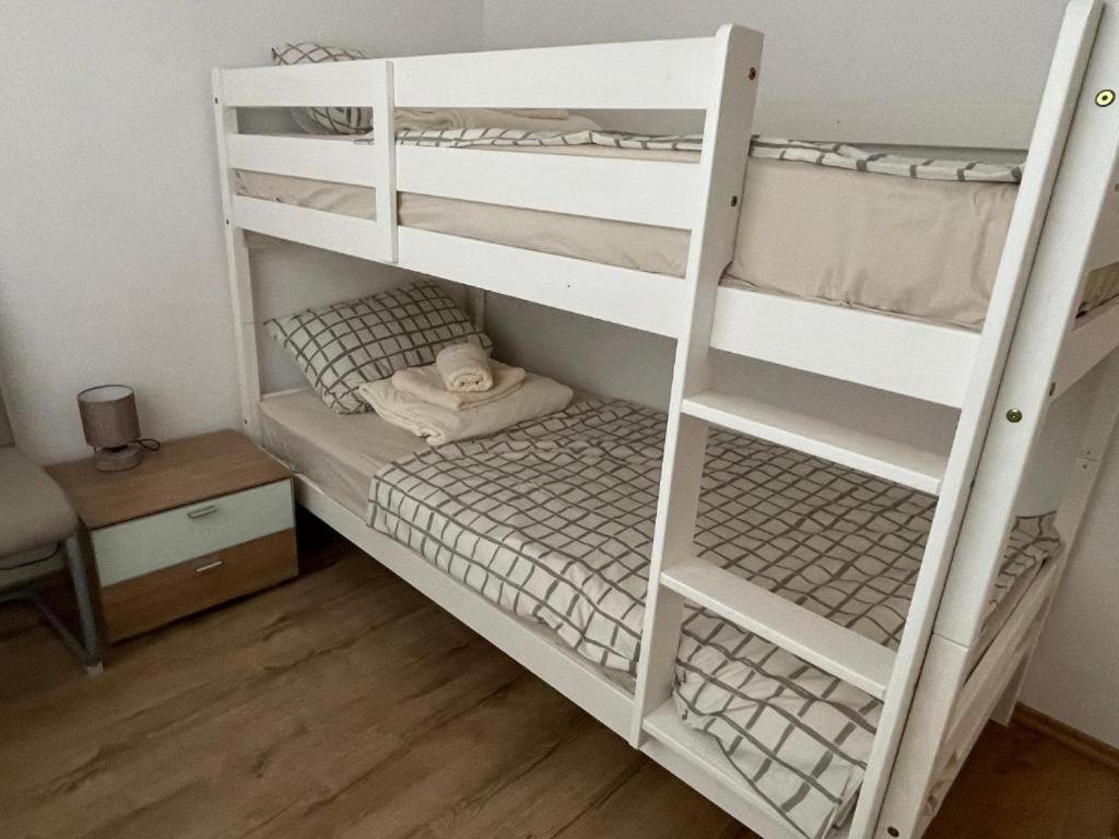 Apartmaji Meduza Изола Экстерьер фото